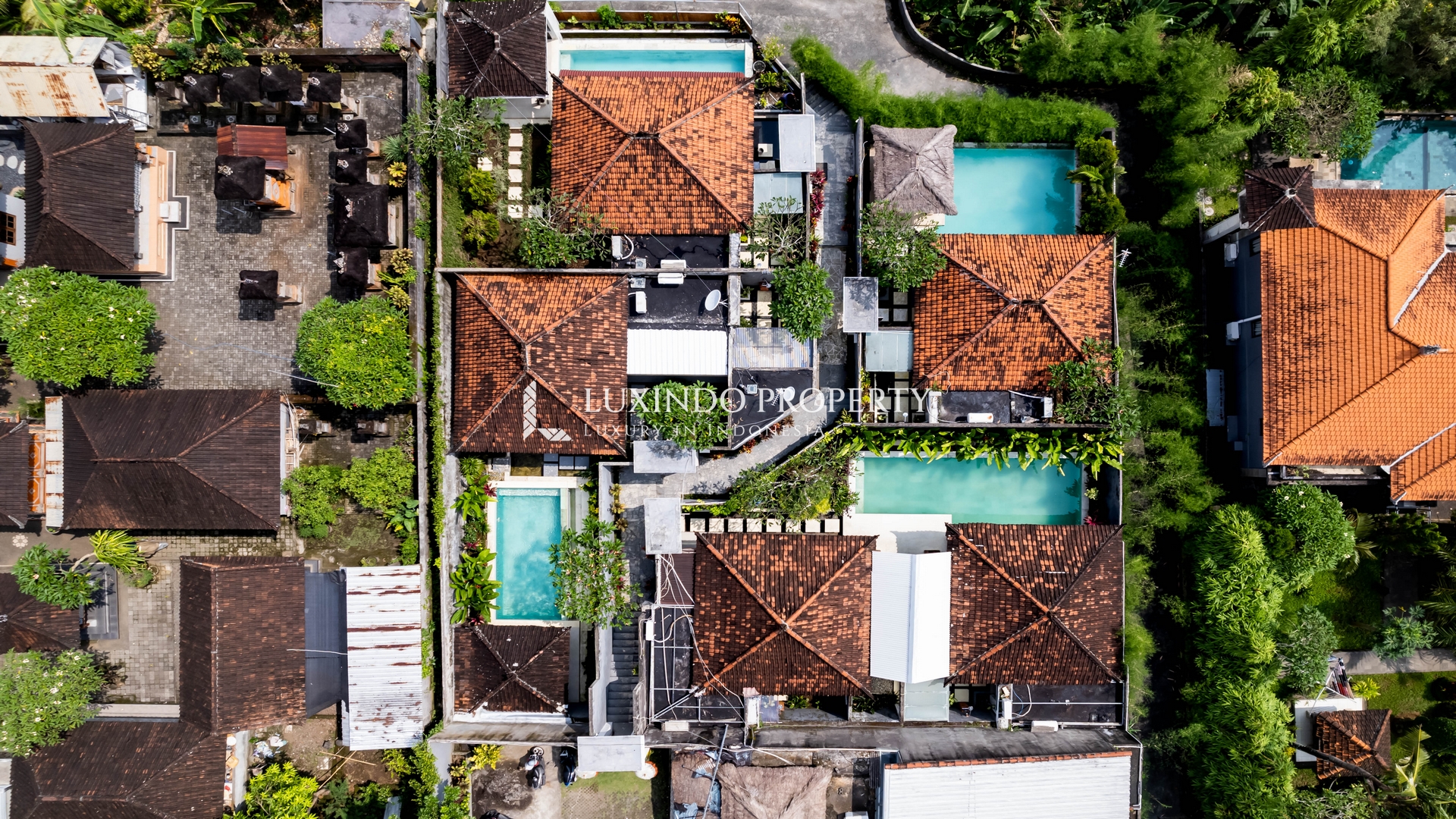 BATUBULAN- BALINESE VILLA RETREAT WITH PRIVATE POOLS (RST072)